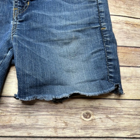 Guess Brittney Skinny Blue Denim Cutoff Jean Shorts Women's Size 27 Long Bermuda - Picture 9 of 12